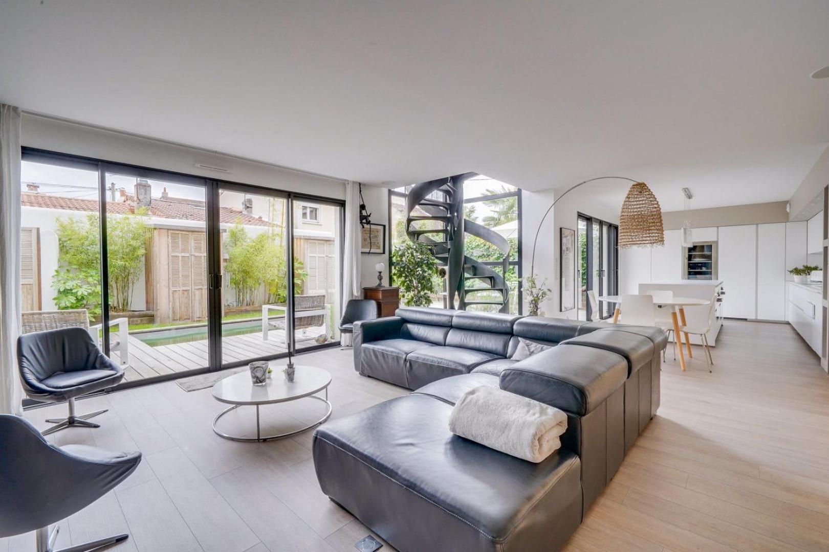 Spacious Bordeaux Family Home With Swimming Pool Esterno foto
